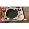 Image 2 : Akai AP-005 turntable has $120 needle