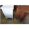 Image 8 : TWO 1 DOOR SIDE TABLES