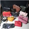 Image 1 : LOT OF 12 ASSORTED HAND BAGS / SACS A MAINS
