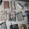 Image 3 : LOT OF 12 ASSORTED HAND BAGS / SACS A MAINS