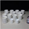 Image 1 : LOT: 14 POTS