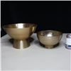 Image 1 : LOT: 2 BRASS VASES / VASES EN LAITON