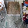 Image 1 : LOT: 14 GLASS VASES-PITCHERS / PICHETS-VASES