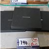 Image 3 : LOT: 3 CANVAS HOME FORK SETS / ENS. DE FOURCHETTES