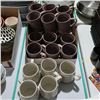 Image 2 : LOT: 23 ASST MUGS / TASSES ASSORTIES