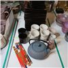 Image 1 : LOT: ASST ASIAN DISHES / VAISSELLE ASIATIQUE