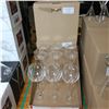 Image 2 : LOT: 21 WINE GLASSES (13 OZ / VERRES A VIN