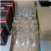 Image 2 : LOT: 30 ASST GLASSES / COUPE ASSORTIS