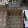 Image 2 : LOT: 49 ASSORTED GLASSES / VERRES ASSORTIS
