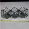 Image 1 : LOT: 3 HOME DECO 18" X 6" X 6"