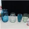 Image 1 : LOT: 4 ASSORTED VASES / VASES ASSORTIS