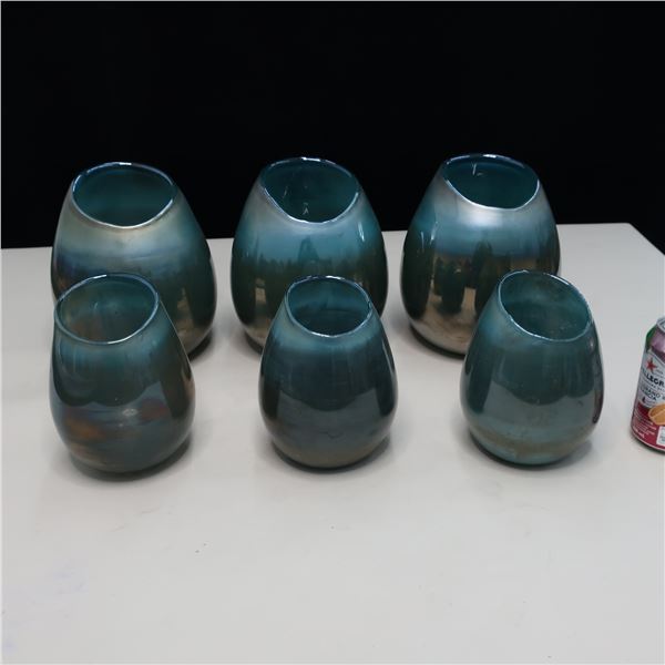 LOT: 6 ASSORTED VASES / VASES ASSORTIS