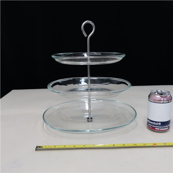 LOT: 6  ASST SERVING STAND / PLATEAUX ETAGE