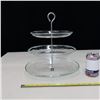 Image 1 : LOT: 6  ASST SERVING STAND / PLATEAUX ETAGE