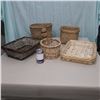 Image 1 : LOT: 9  ASST BASKETS / PANIERS ASSORTIS