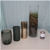Image 1 : LOT: 4 VASES