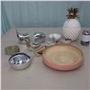 Image 1 : LOT: ASST DECOR / DECORATION ASSORTIES (10 PCS)