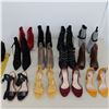 Image 1 : LOT: 12 ASSORTED FOOTWEAR - SIZE: 6-6.5