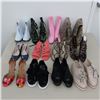 Image 1 : LOT: 12 ASSORTED FOOTWEAR - SIZE: 6-6.5