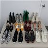 Image 1 : LOT: 12 ASSORTED WOMEN FOOTWEAR  - SIZE: 8.5-9