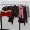 Image 2 : 25pcs MAIN CHARACTER WOMAN CLOTHING (SM)