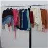 Image 2 : 25pcs MAIN CHARACTER WOMAN CLOTHING (SM)