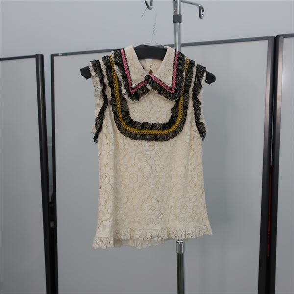 GUCCI SHIRT SIZE: 4 (36), (MAIN CHARACTER)