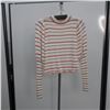 Image 2 : CHLOÉ SHIRT - SIZE 4-XS, (MAIN CHARACTER)