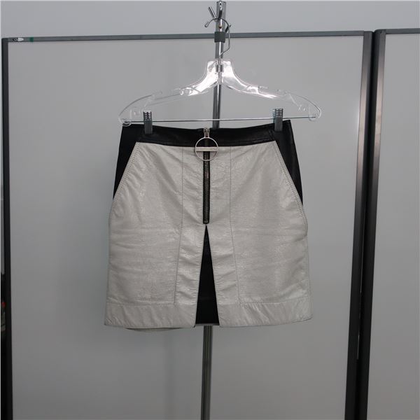 GIVENCHY LAMBSKIN SKIRT - SIZE: 36, (MAIN CHARACTER)