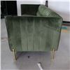 Image 2 : SOFA 83" X 33" X 31" GREEN VELVET