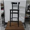 Image 1 : LOT: 9 BLACK WOOD BAR CHAIR