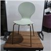 Image 1 : LOT: 6 CHAIRS, WOOD, METAL BASE