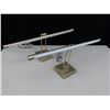 Image 1 : LOT: 2 PAINTING LIGHTS 21"