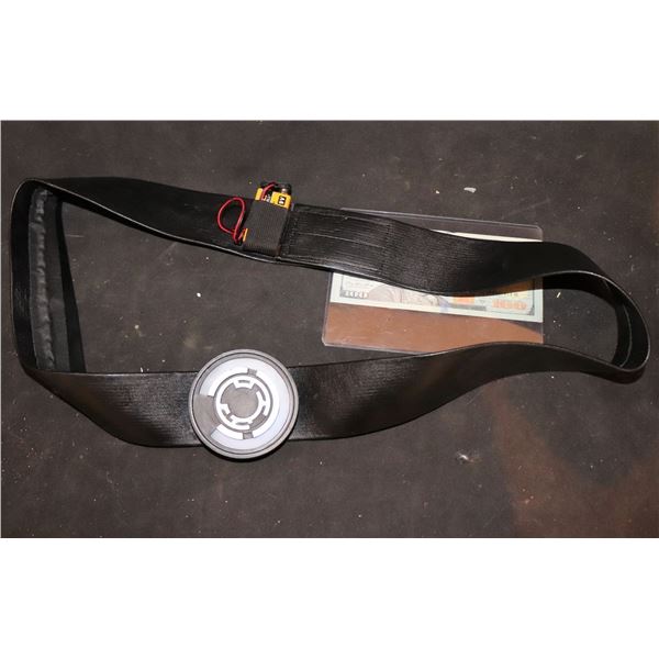 ROBOT 2.0 SUPER HERO UTILITY BELT WITH WORKING LIGHT UP GLYPH