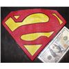 Image 1 : SUPERMAN & LOIS BIZARRO BACKWARDS GLYPH GRAY BACKING