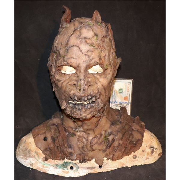 SORORITY OF THE DAMNED WITCH DEMON MUTANT CREATURE FULL HEAD SILICONE MASK ON LIFE CAST