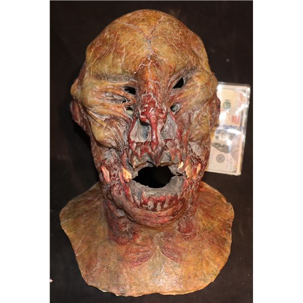 HANK ALIEN CREATURE MUTANT DEMON LIVING HEAD