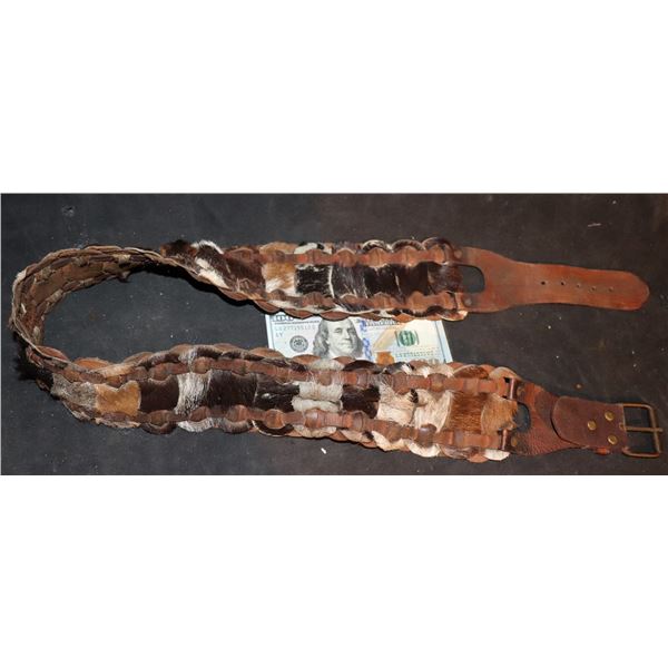 HERCULES XENA LEATHER AND FUR BELT SCREEN USED A