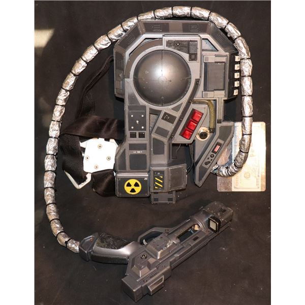 DEADLY WEAPON 1989 PROTON PACK AND PISTOL SCREEN MATCHED THROUGHOUT THE FILM
