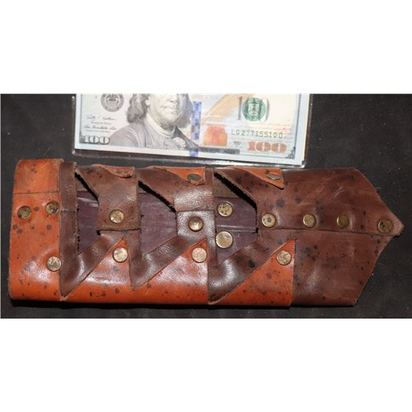 HERCULES XENA LEATHER STUDDED SWORD SHEATH SCREEN USED