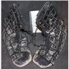 Image 1 : PLANET OF THE APES GORILLA FEET WITH SHOES ARMOR SCREEN USED