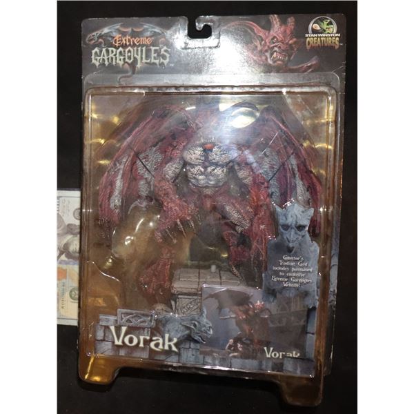 EXTREME GARGOYLES RARE 2002 STAN WINSTON MIB VORAK