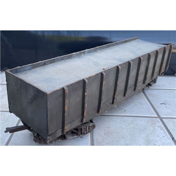 ZZ-CLEARANCE TRAIN CAR ANTIQUE 1930's FILMING MINIATURE K