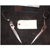 Image 2 : EDWARD SCISSORHANDS PROTOTYPE SAMPLE HAND SCISSORS WITH STAN WINSTON TAG