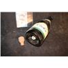 Image 2 : MEET WALLY SPARKS F/X CHAMPAGNE BOTTLE THAT BLOWS CORK OFF 2