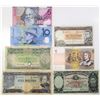 Image 1 : Commonwealth of Australia, Group of Issued Banknotes