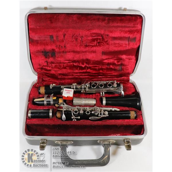 VINTAGE BUNDY H. & A. SELMER INC CLARINET WITH ORIGINAL CASE MADE IN FRANCE