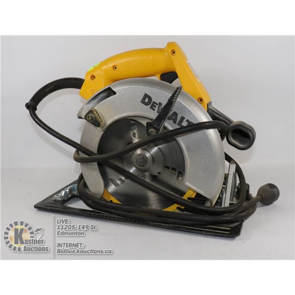 DEWALT CIRCULAR SAW