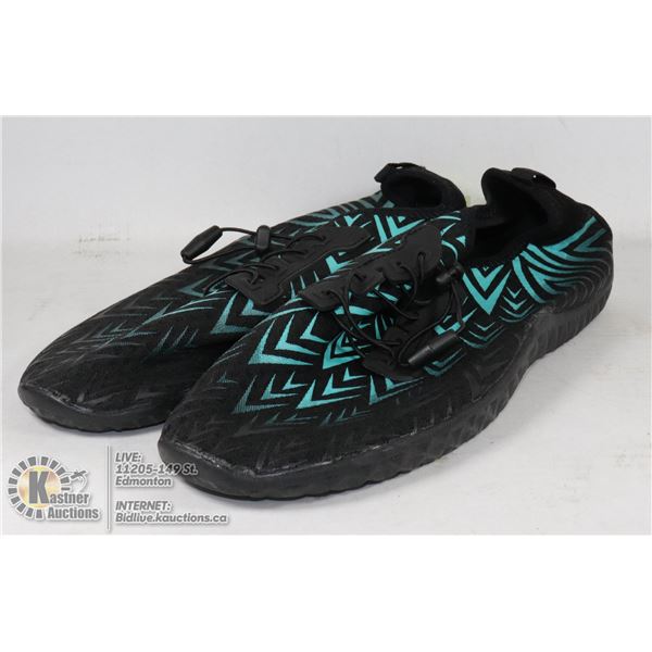 WATER SHOES SIZE UNKNOWN