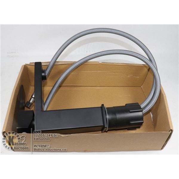 BLACK STYLISH FAUCET